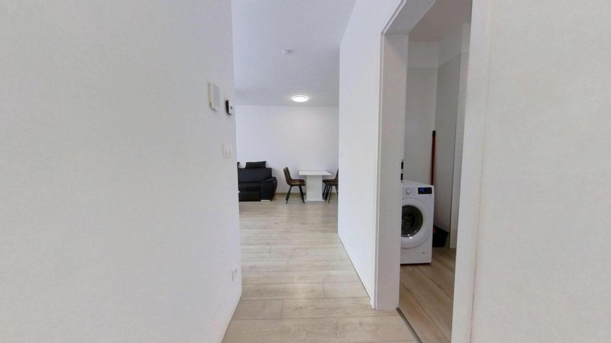 Air-Conditioned 2 Room Apartment, With Terrace, Rovinka, 302 Екстериор снимка