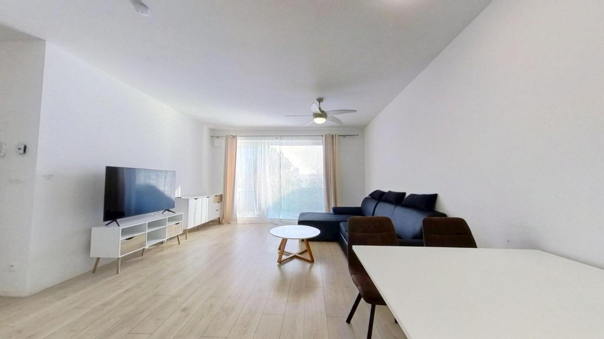 Air-Conditioned 2 Room Apartment, With Terrace, Rovinka, 302 Екстериор снимка