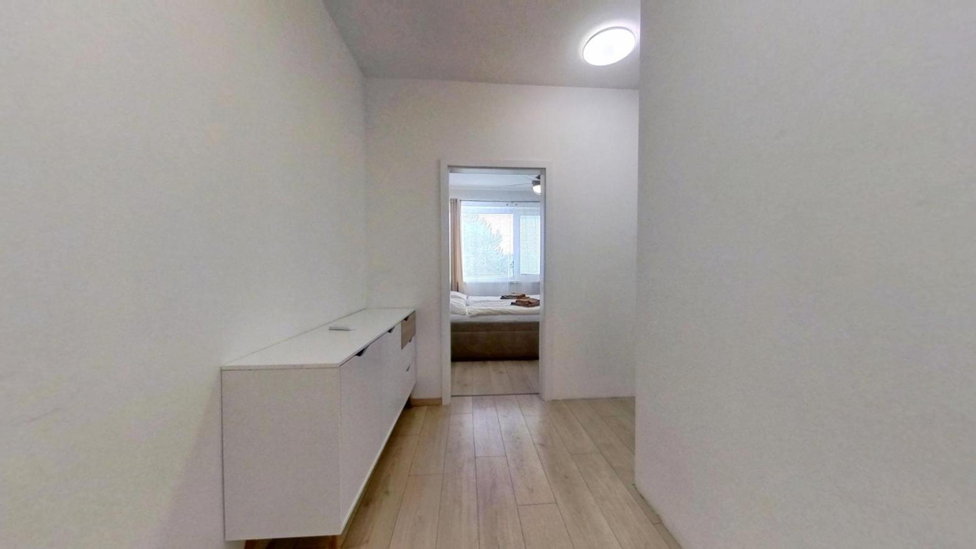 Air-Conditioned 2 Room Apartment, With Terrace, Rovinka, 302 Екстериор снимка